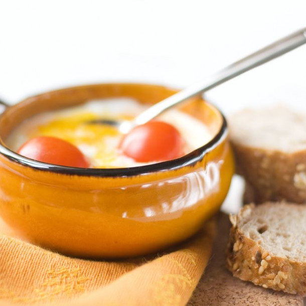 Mini cocottes oeufs vapeur et purée de carottes