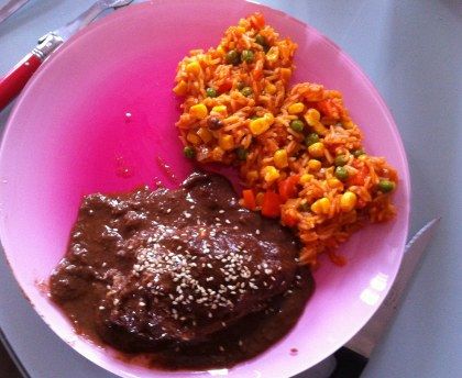 Mole poblano : sauce épicée au cacao pour le poulet (Mexique)