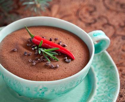 Mousse au chocolat au piment d'Espelette et au beurre salé