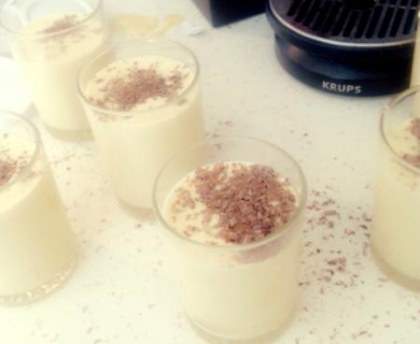 Mousse au chocolat blanc et à la vanille