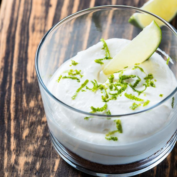 Mousse au chocolat blanc et citron vert fait maison