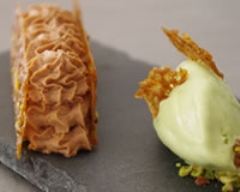 Mousse au chocolat et glace pistache express