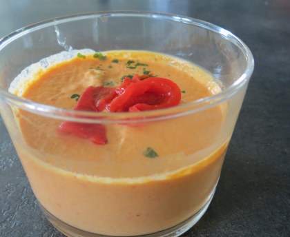 Mousse aux deux poivrons et piment d'espelette