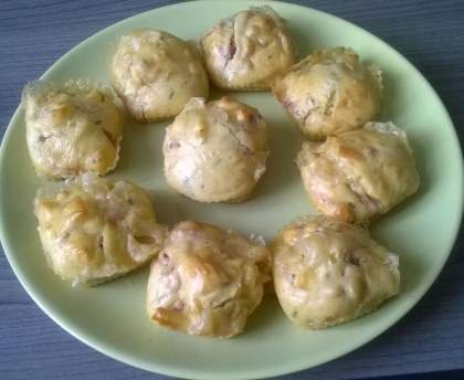 Muffins au comté et aux lardons