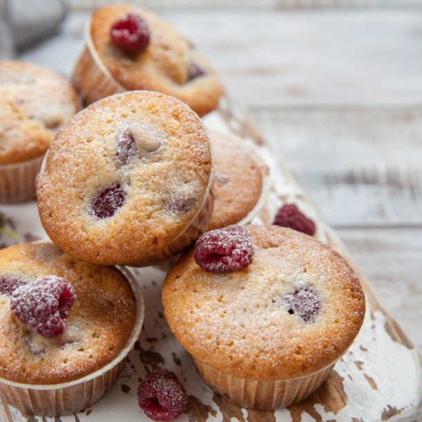 Muffins aux framboises et au citron