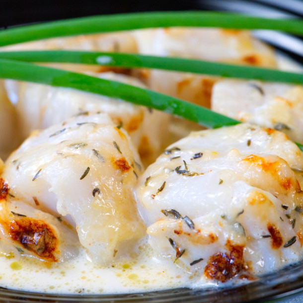 Noix de St-Jacques panées à la crème d'échalote