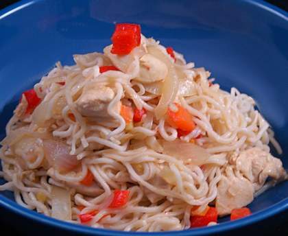 Nouilles chinoises au poulet et au gingembre