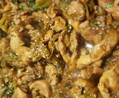 Nouilles sautées poulet et légumes
