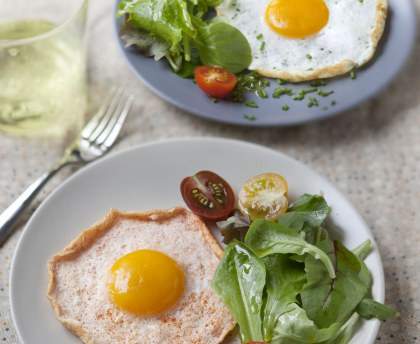 Oeuf au plat au blanc soufflé