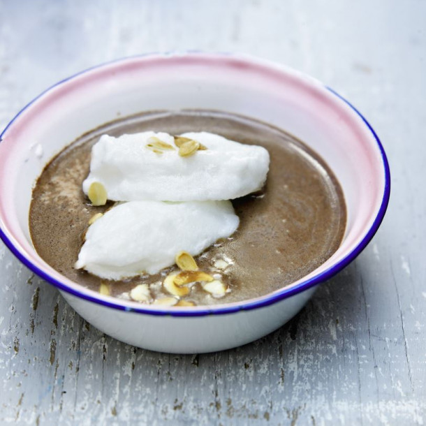 Oeufs à la neige au chocolat noir