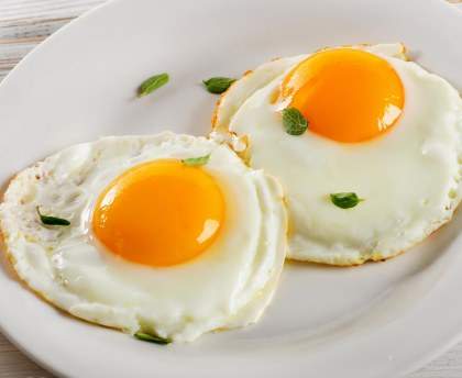 Oeufs au plat rapides