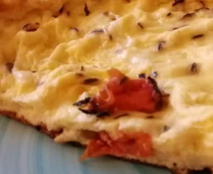 oeufs brouillés mozzarella tomate