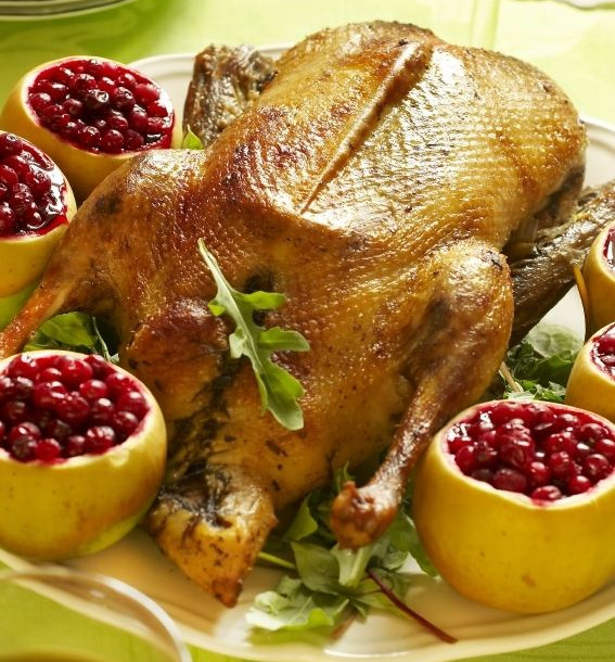 Oie farcie et ses pommes aux groseilles