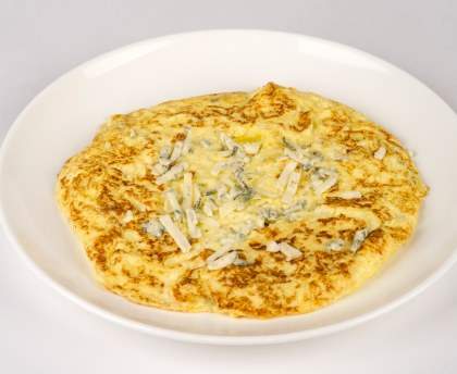 Omelette au roquefort