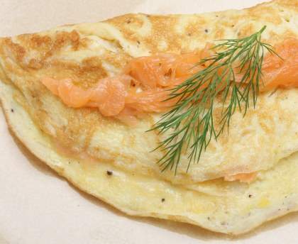 Omelette au saumon