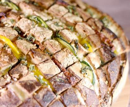Pain à partager légumes et mozzarella