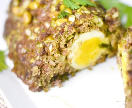 Pain de viande oeufs durs et pistaches