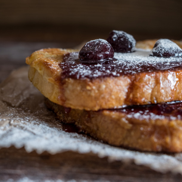 Pain perdu aux cerises