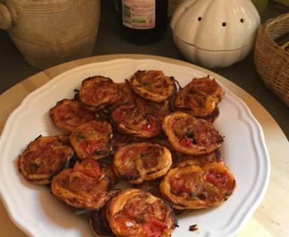 Palmiers tomate-basilic-olives