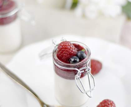 Panna cotta coco fruits rouges