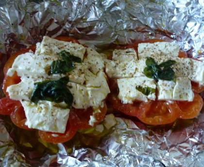 Papillote tomate feta basilic