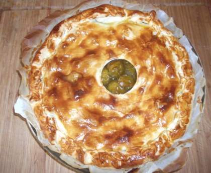 Pâté aux prunes comme une tourte
