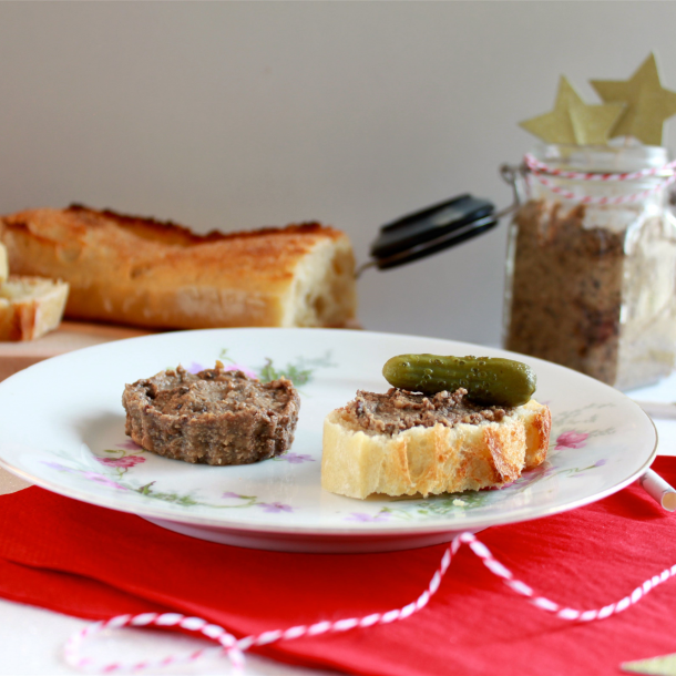 Pâté végétal : tofu fumé, lentilles vertes, champignons et châtaignes