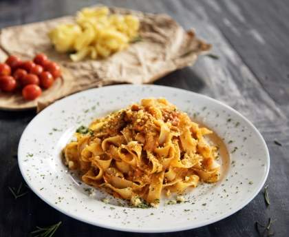 Pâtes à la crème et à la viande