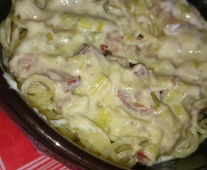 Pâtes carbonara aux poireaux