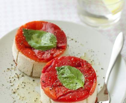 Petites charlottes de chèvre aux poivrons