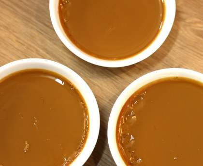 Petits flans au café