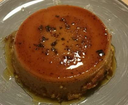 Petits flans crémeux au caramel