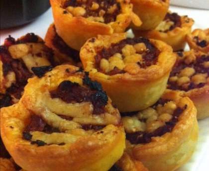 Petits fours tomates séchées et chorizo