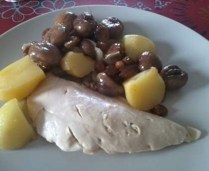 Pintade aux marrons et aux raisins