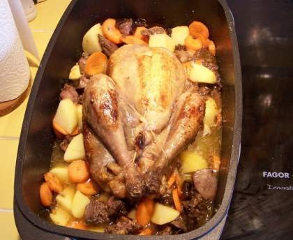 Pintade farcie aux pruneaux