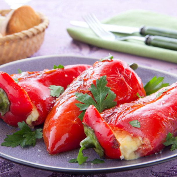 Piquillos farcis à la feta
