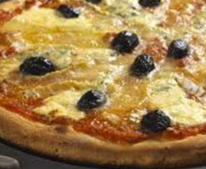 Pizza au Brie de Meaux