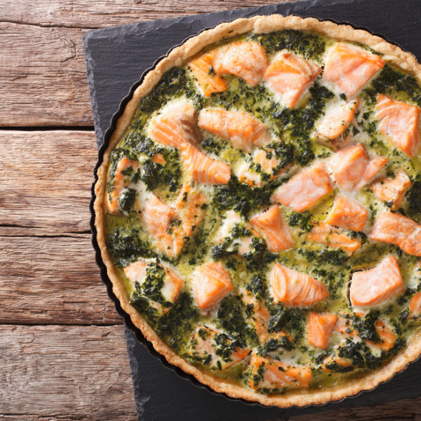 Pizza au saumon et aux poireaux