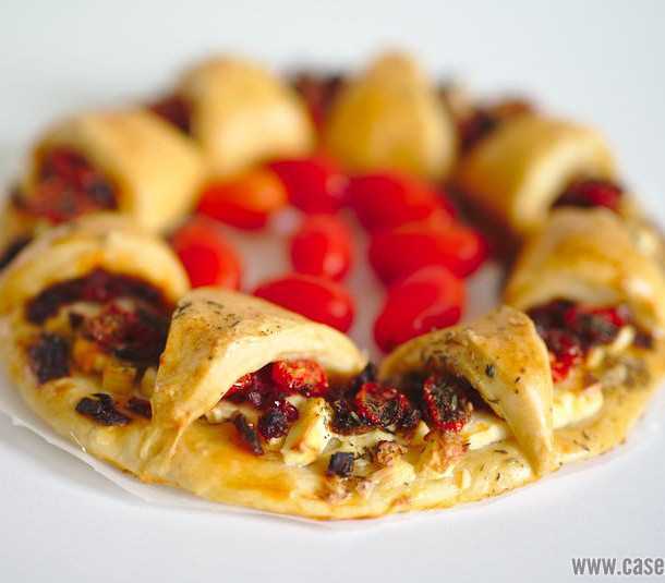 Pizza Couronne au fromage blanc Turc mozzarella et tomates 