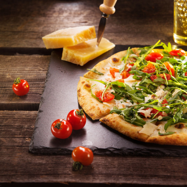 Pizza diététique tomates, champignons et feta