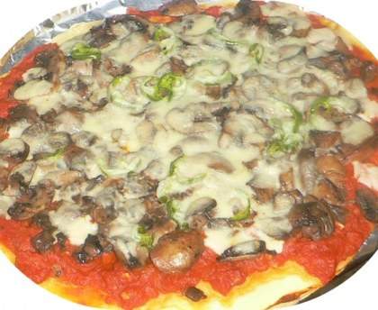 Pizza reine aux champignons
