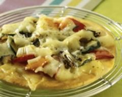 Pizzettes aux légumes d'été et à l'emmental