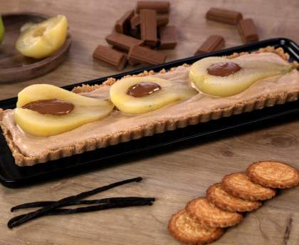 Poire Pochée à la mousse à la Pralinoise Poulain