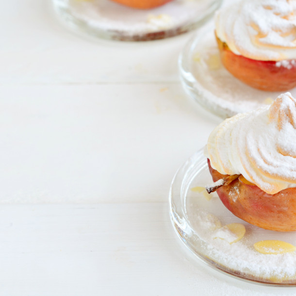 Pomme au four au praliné meringué