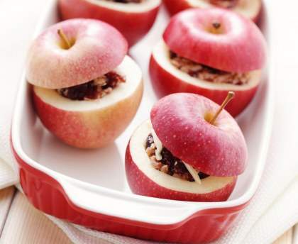 Pommes au four farcies aux amandes et au miel
