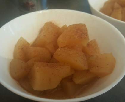 Pommes cuites aux épices ( à la casserole )