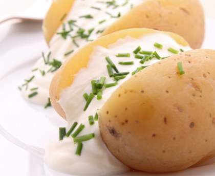 Pommes de terre au four sauce fraîcheur