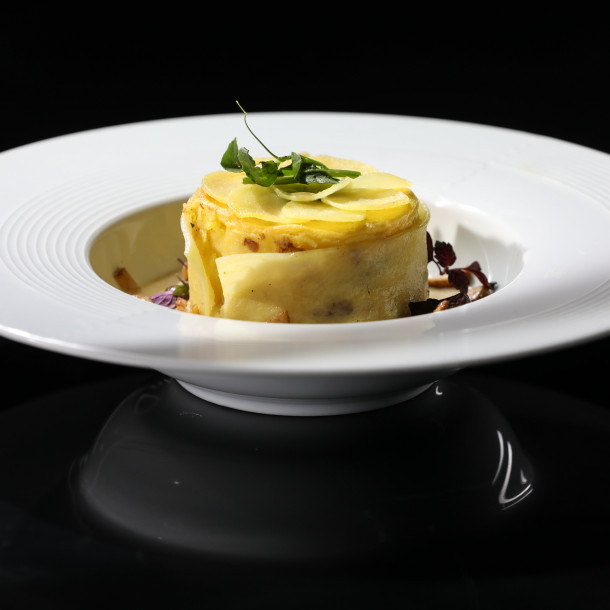 Pommes duchesse coulis oseille 