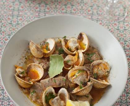Porc alentejana ou porc aux coquillages (Portugal)