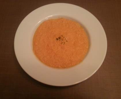 Potage léger aux carottes et curry